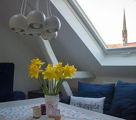 Stadtflucht-lueneburg-charmante-innenstadtwohnung-vorderhaus-og-dg * Lüneburg